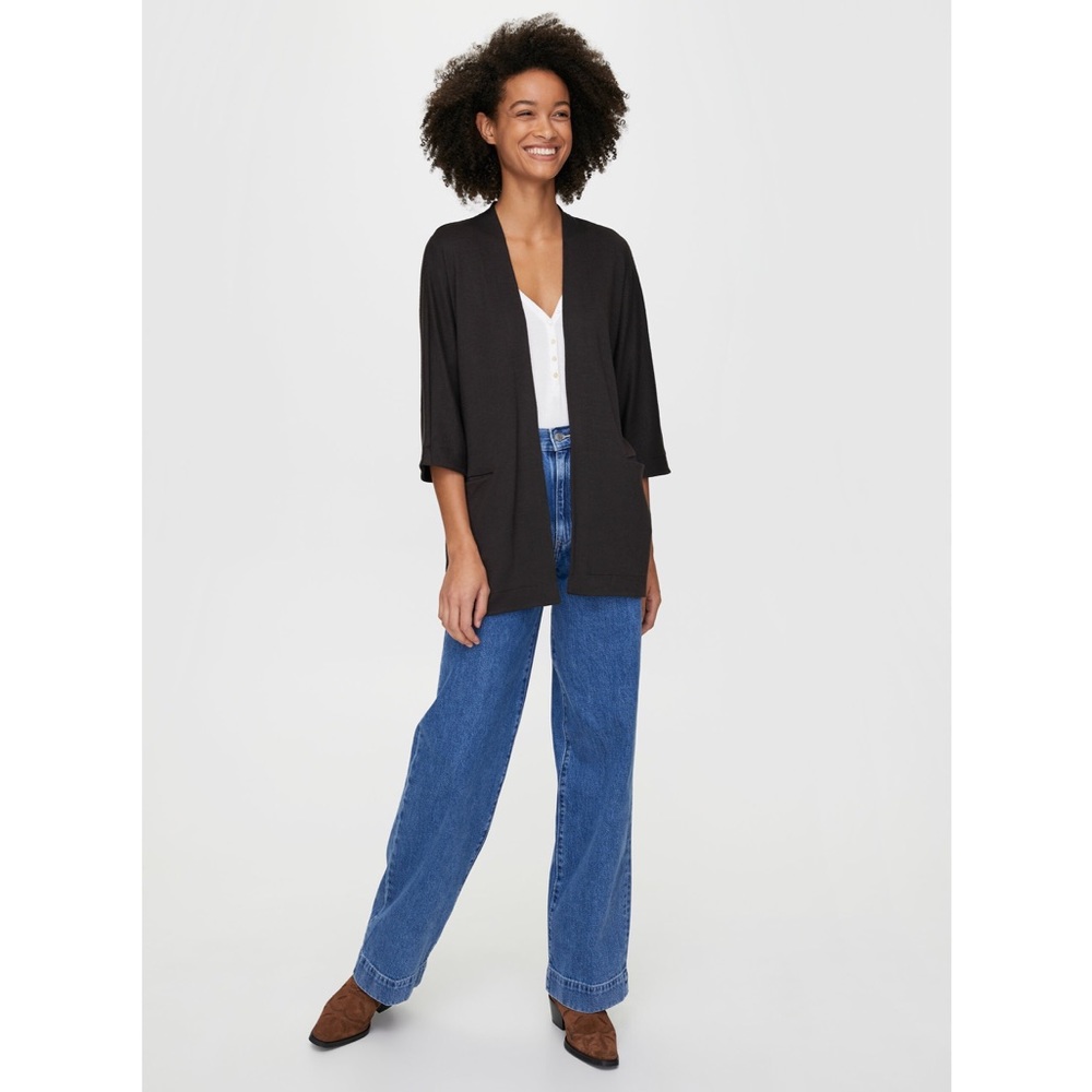 Aritzia wilfred zlata sweater black.
